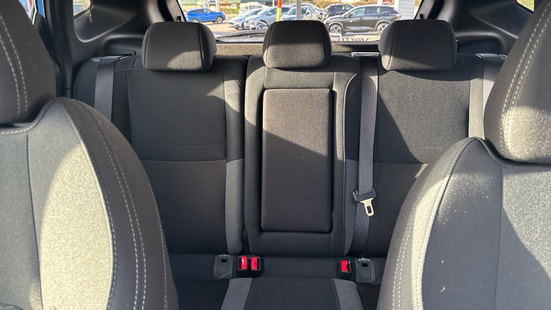 Nissan Qashqai 1.3 DiG-T 160 N-Connecta 5dr DCT Petrol Hatchback